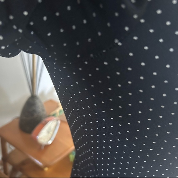 SOLD SOLD Vintage 1940s Style Dress l Swiss Polka Dot l M l 40s 80s - Picture 6 of 6